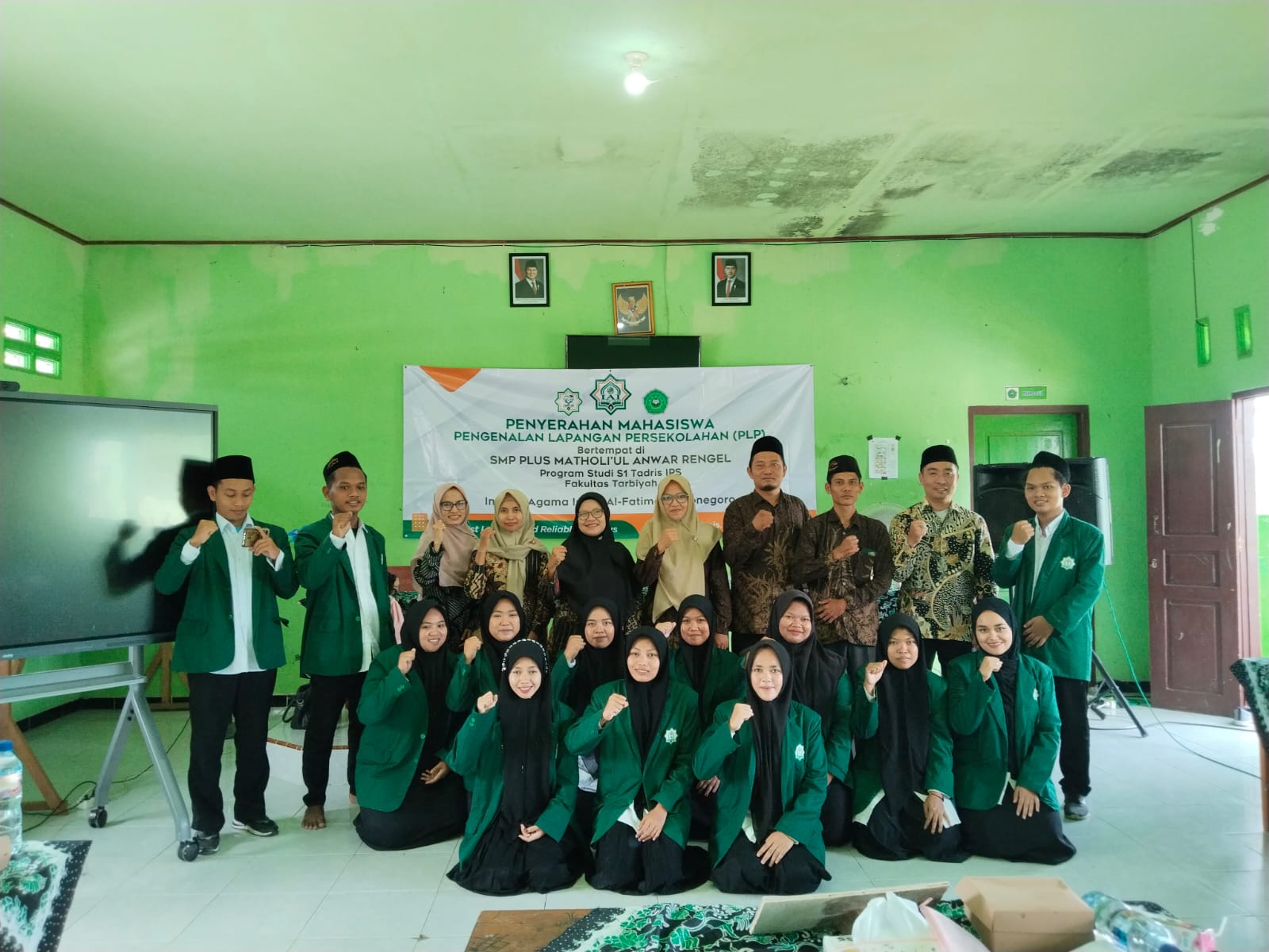 Penyerahan mahasiswa PLP ke sekolah mitra